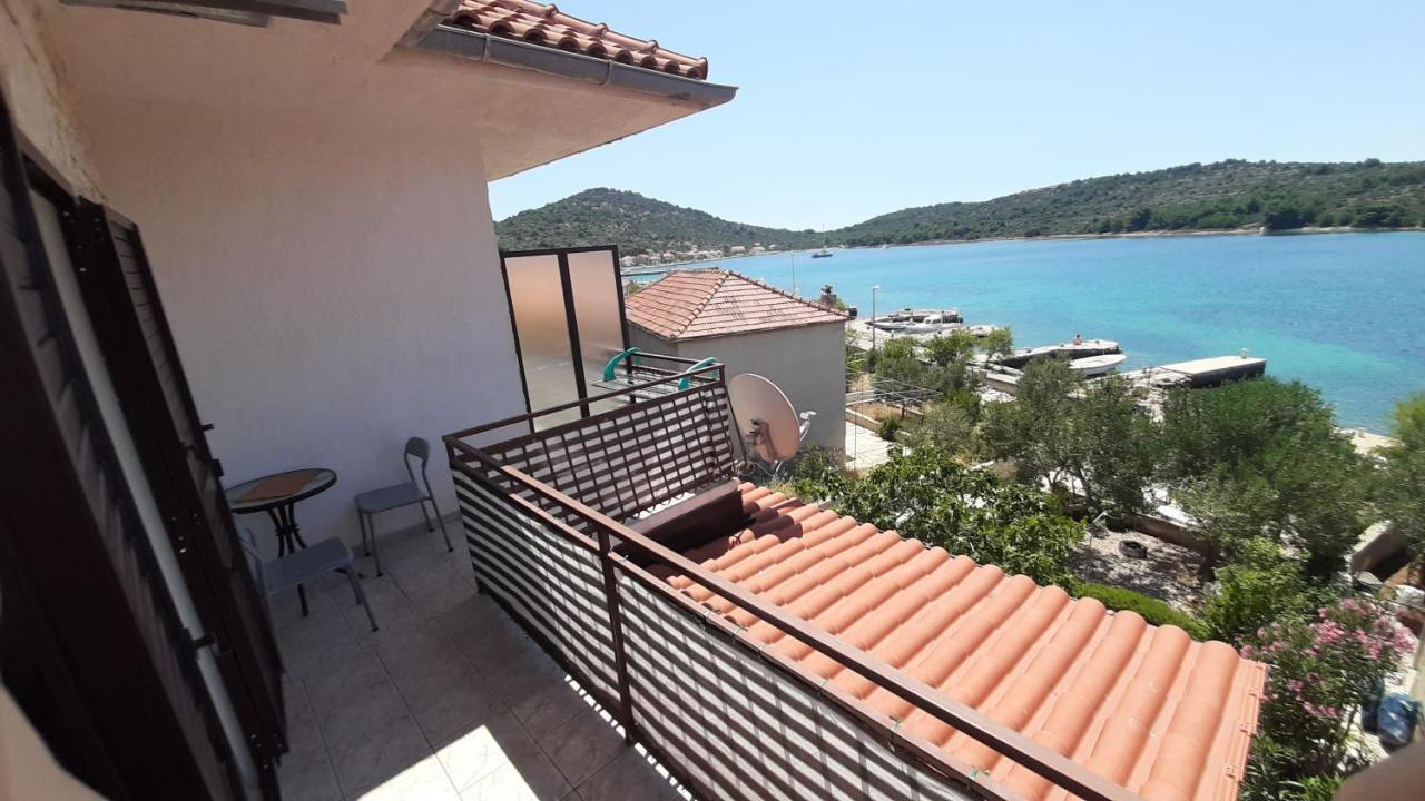 Apartmani Vukovic Kaprije Exterior photo